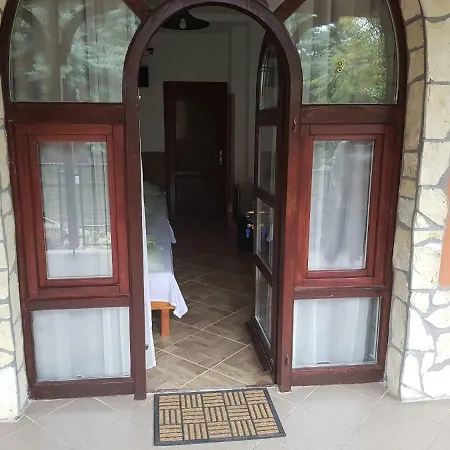 Leganyi Apartmanhaz Apartament *