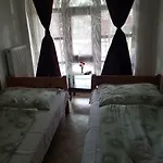 Lejlighed Leganyi Apartmanhaz Eger