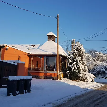 Apartment Leganyi Apartmanhaz Erlau