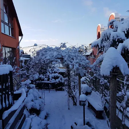 Leganyi Apartmanhaz Erlau