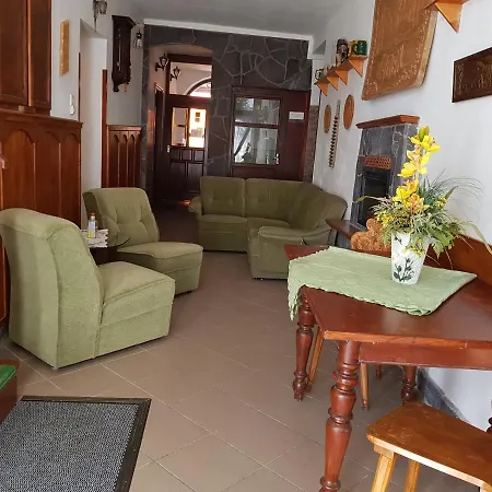 Leganyi Apartmanhaz Erlau