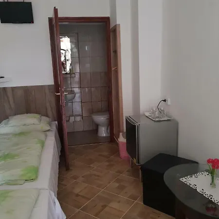 Leganyi Apartmanhaz