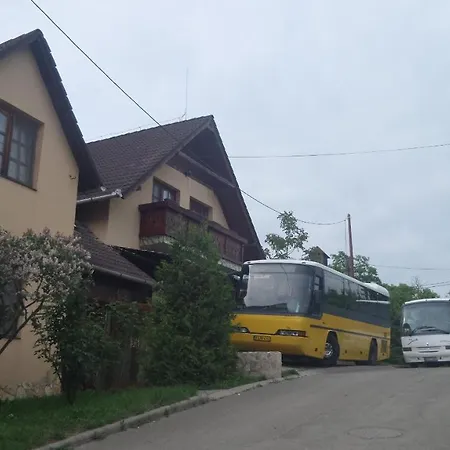 Apartment Leganyi Apartmanhaz *